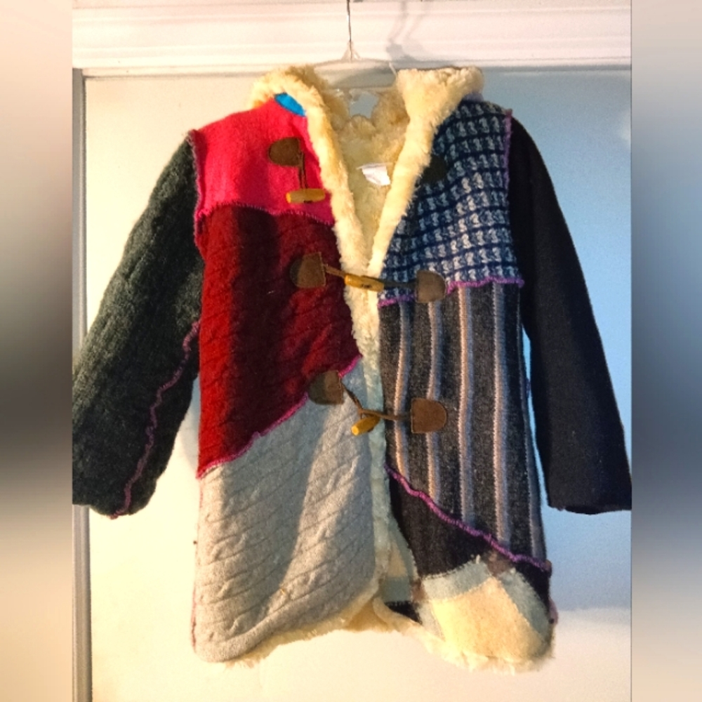 Very interesting Girls coat